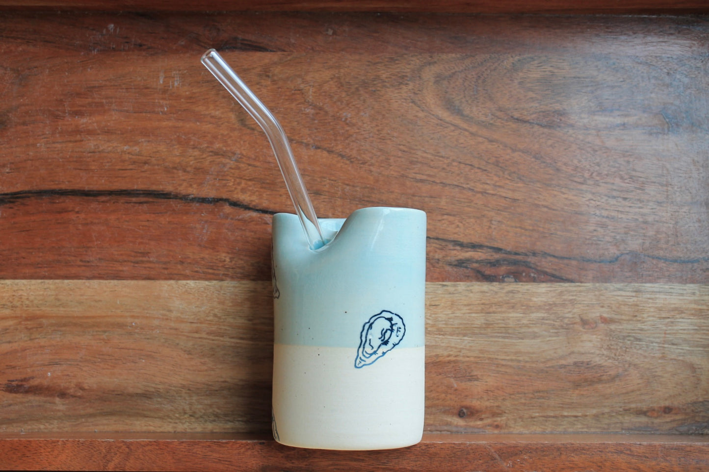 Oyster Shore Straw Cup